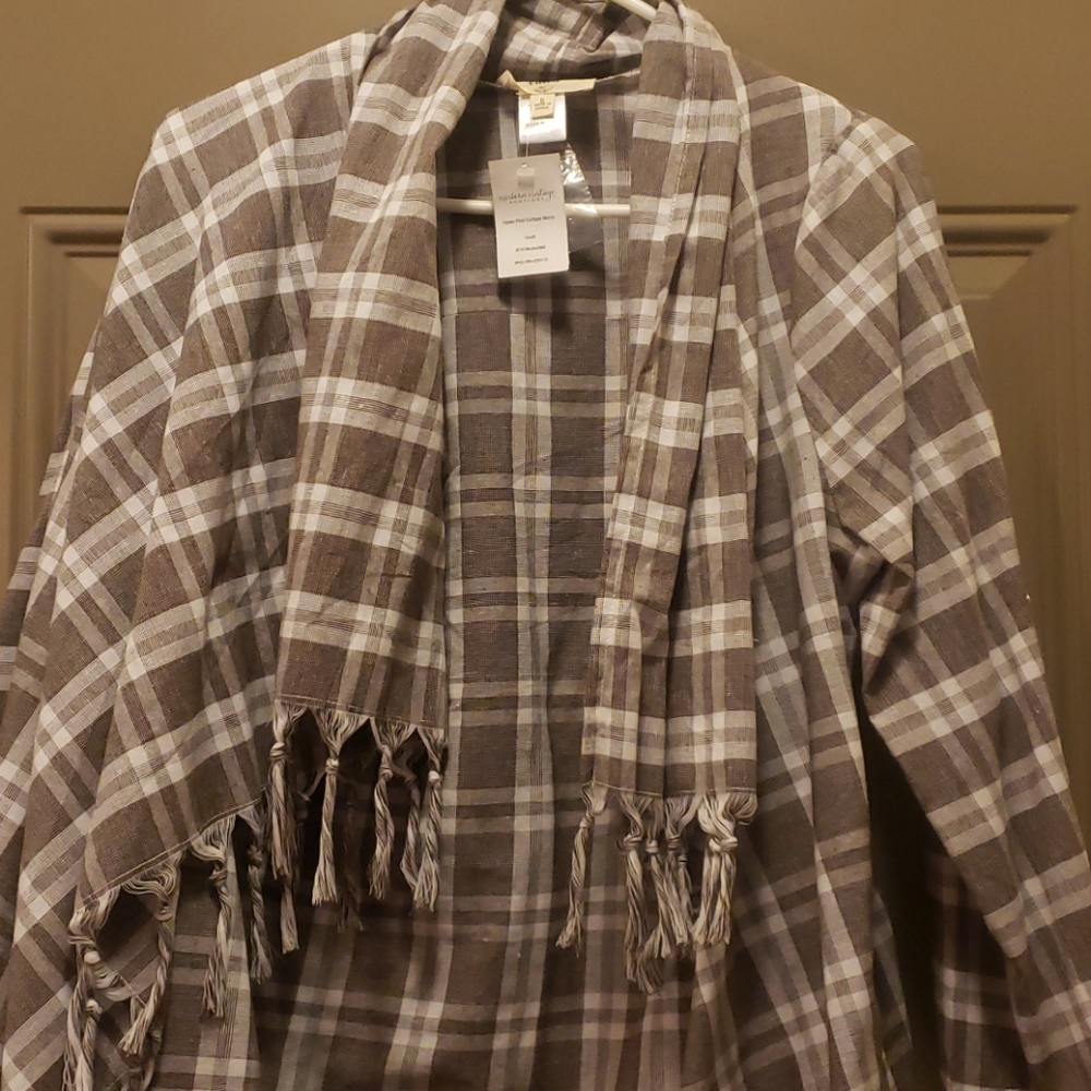 Cardigan - Picture 2 of 2